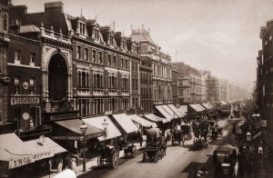 London, 1890 London Stereoscopic Company/Getty Images 